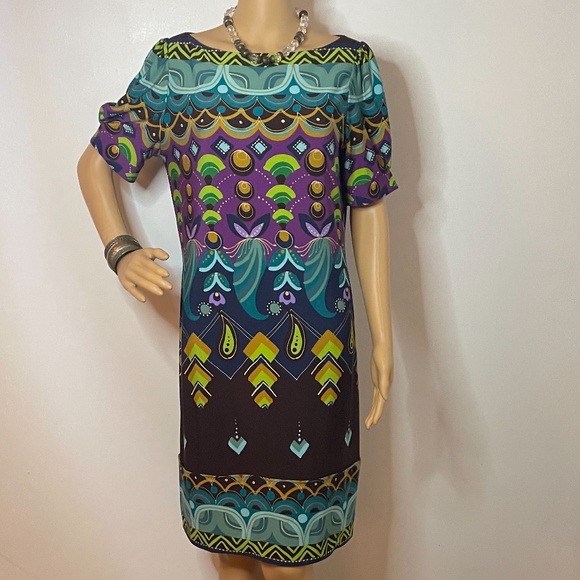Vintage Dresses & Skirts - Stretchy boat neck poofed sleeve psychedelic dress